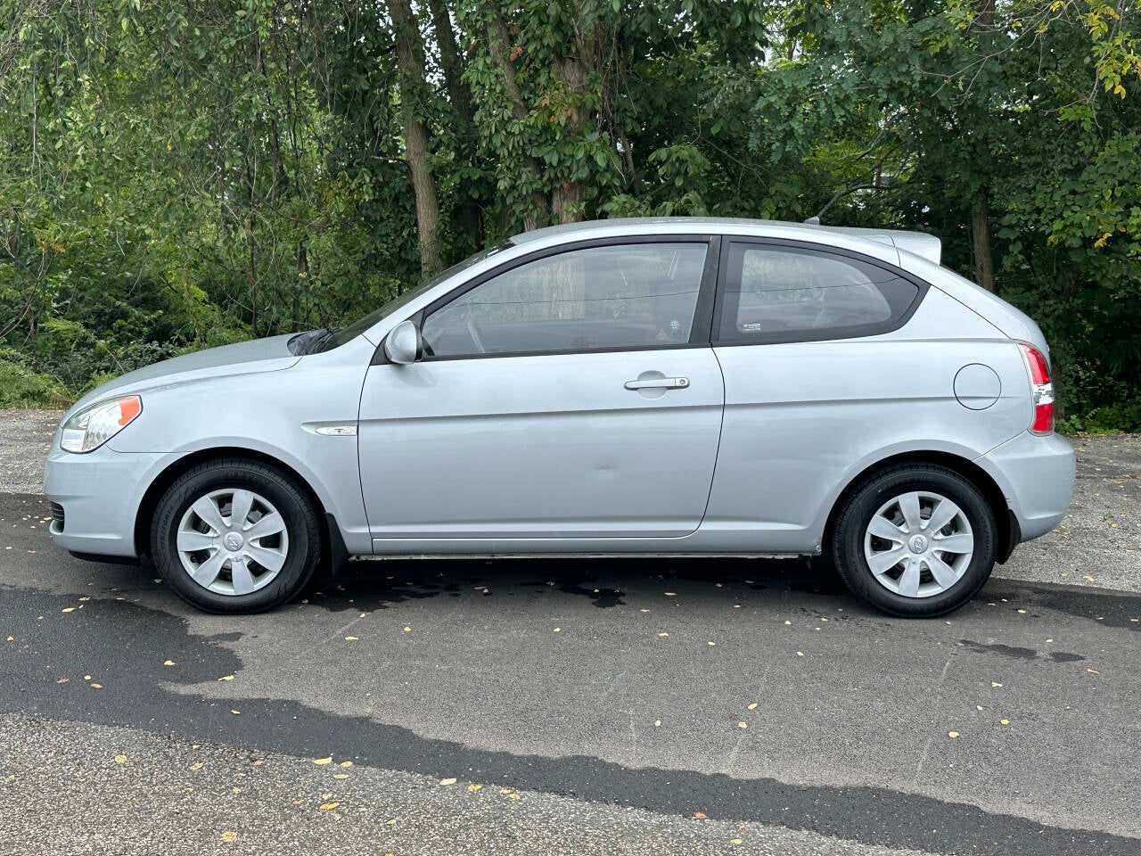 2007 Hyundai Accent SE 2dr Hatchback