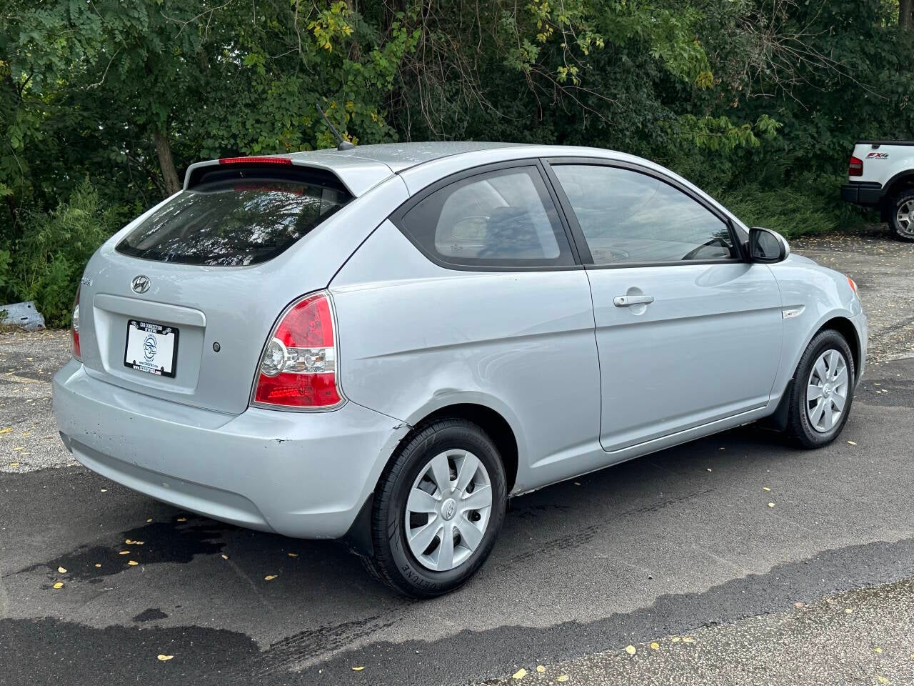 2007 Hyundai Accent SE 2dr Hatchback