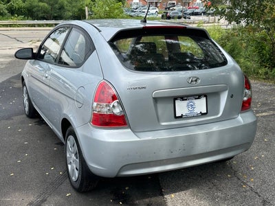 2007 Hyundai Accent SE 2dr Hatchback
