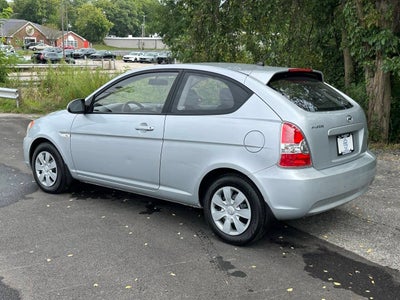 2007 Hyundai Accent SE 2dr Hatchback