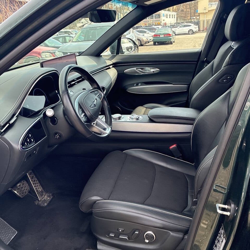 2023 Genesis GV70 2.5T Standard AWD 4dr SUV