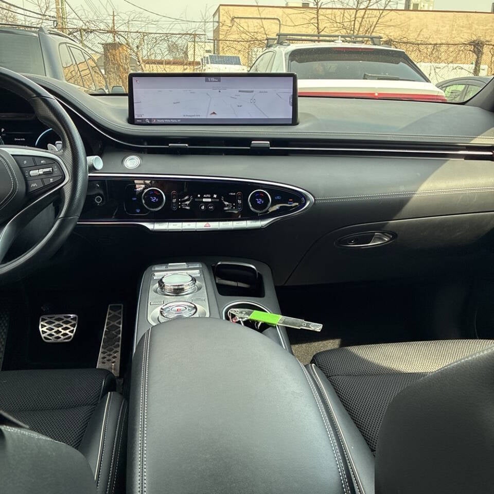 2023 Genesis GV70 2.5T Standard AWD 4dr SUV