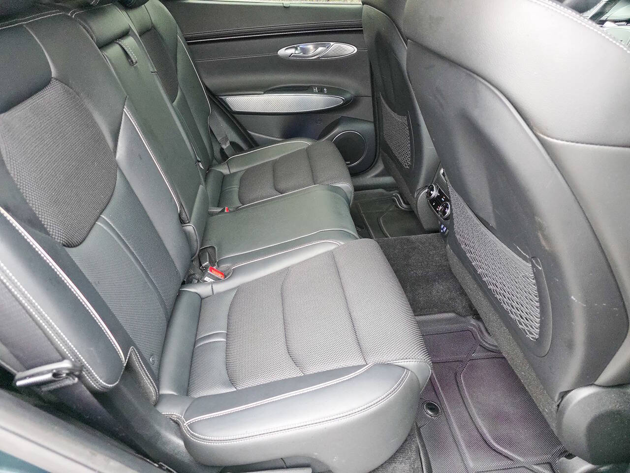 2023 Genesis GV70 2.5T Standard AWD 4dr SUV