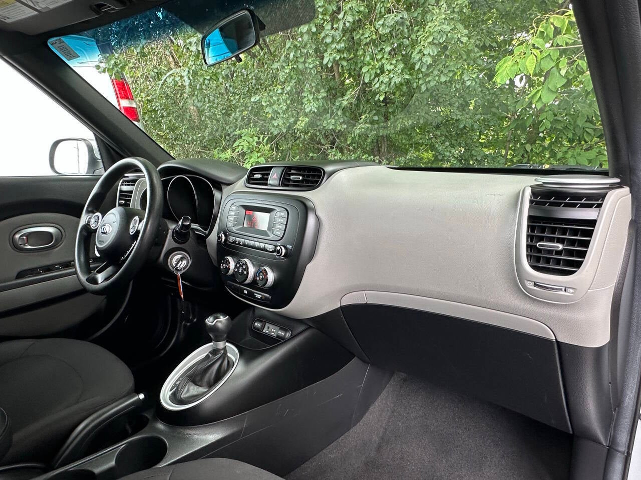2015 Kia Soul Base 4dr Crossover 6A