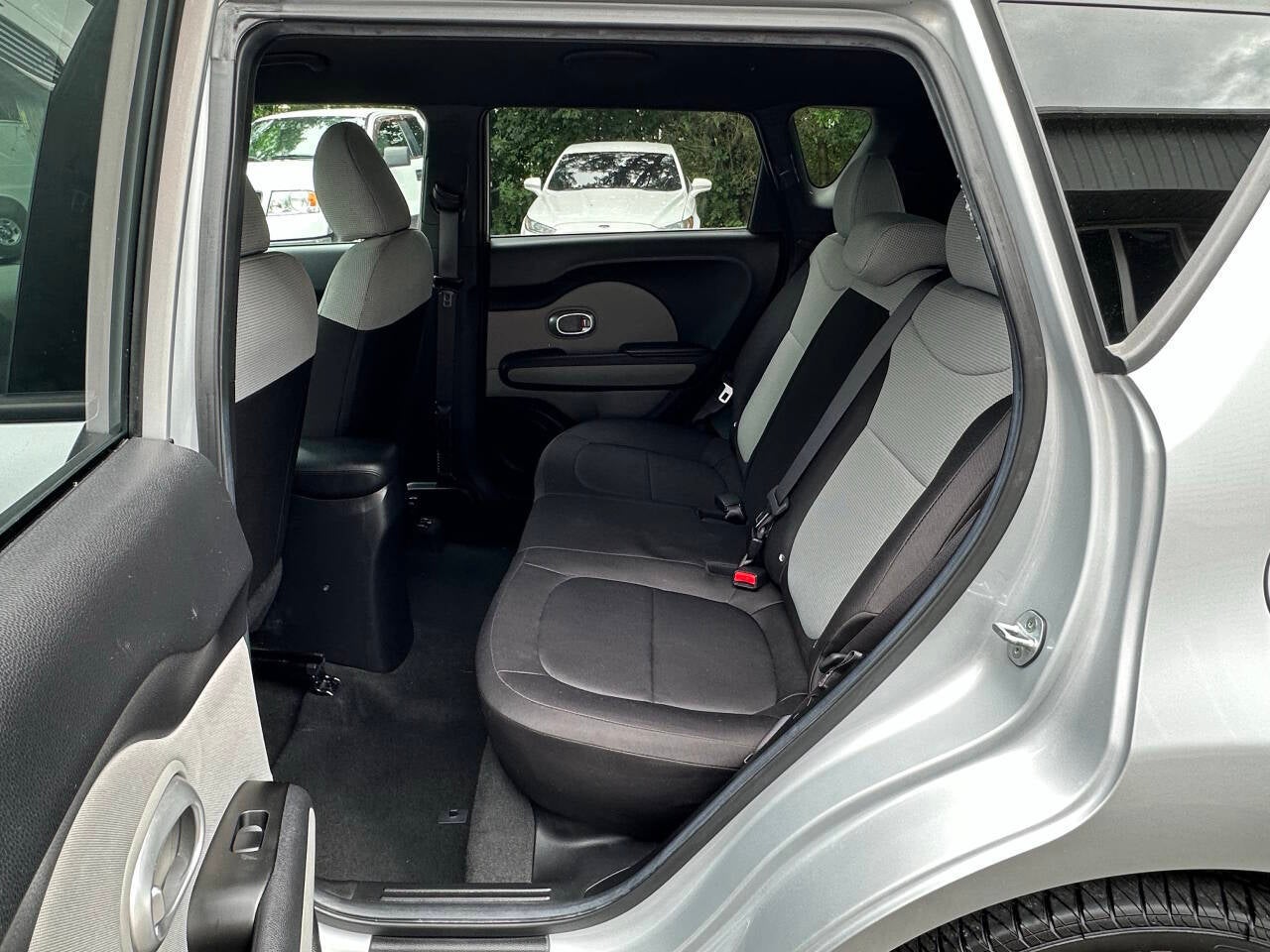 2015 Kia Soul Base 4dr Crossover 6A