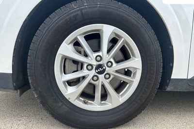 2022 Kia Carnival LX 4dr Mini Van w/Seat Package