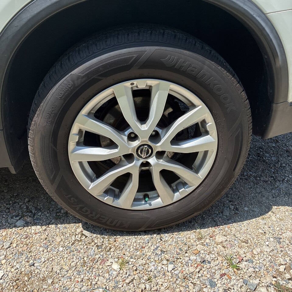 2019 Nissan Rogue SV AWD 4dr Crossover