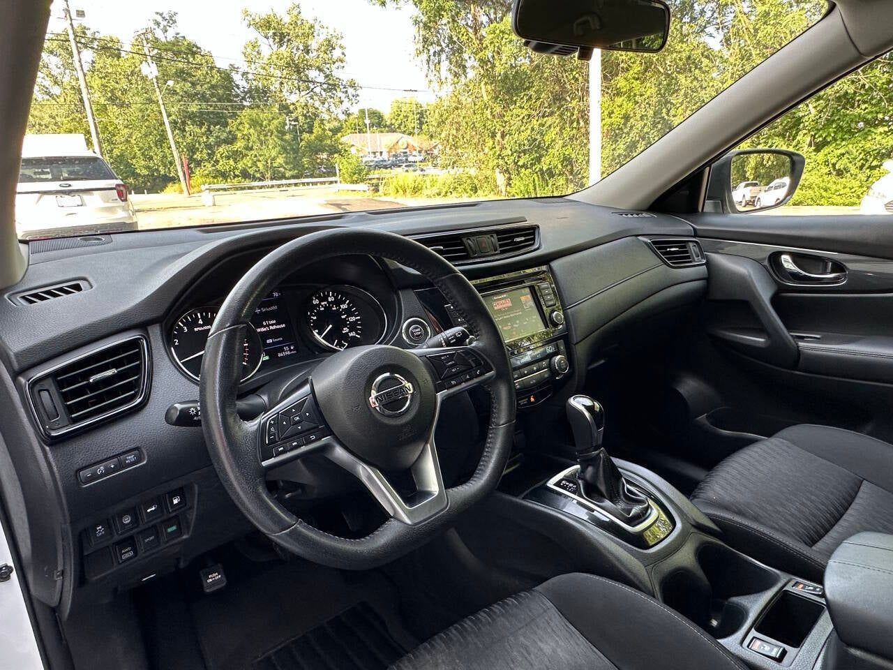 2019 Nissan Rogue SV AWD 4dr Crossover