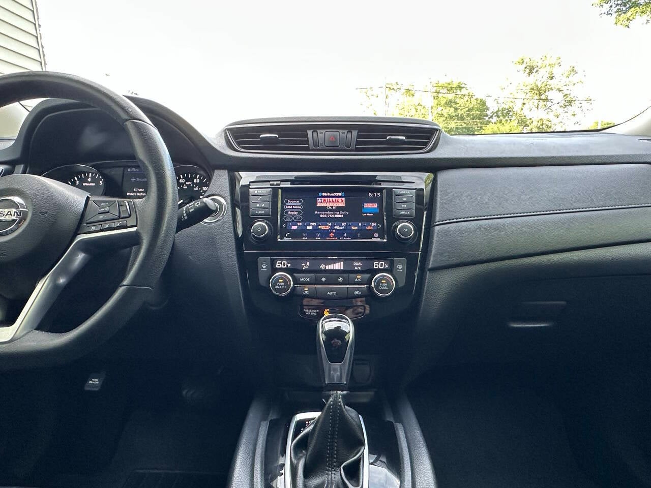 2019 Nissan Rogue SV AWD 4dr Crossover