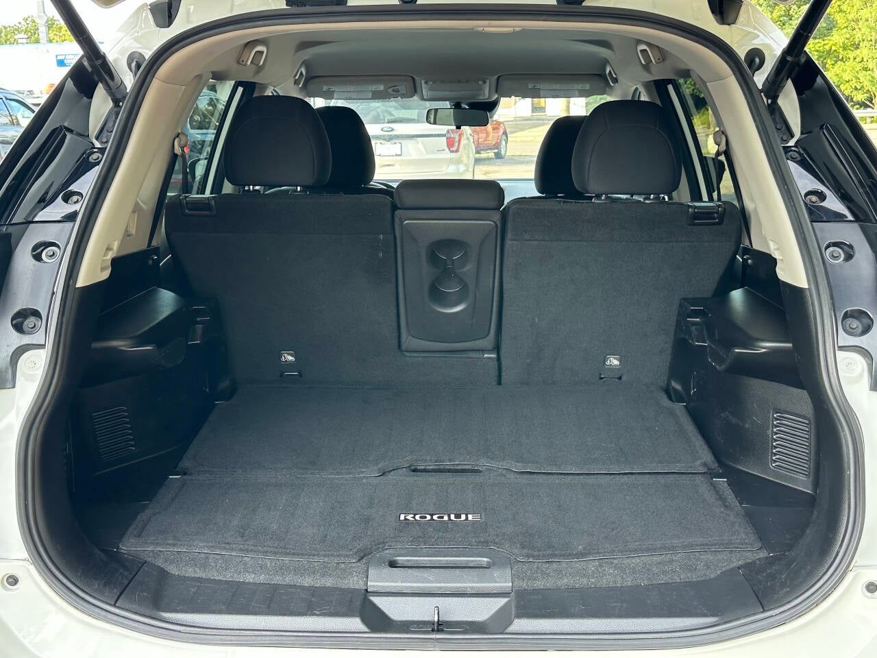 2019 Nissan Rogue SV AWD 4dr Crossover