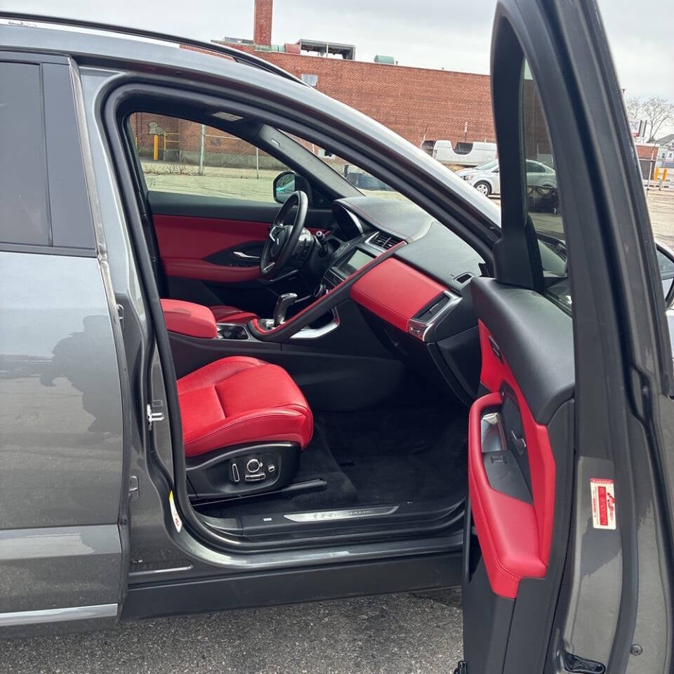 2020 Jaguar E-PACE P300 R Dynamic SE AWD 4dr SUV