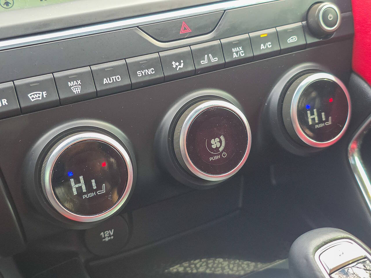 2020 Jaguar E-PACE P300 R Dynamic SE AWD 4dr SUV