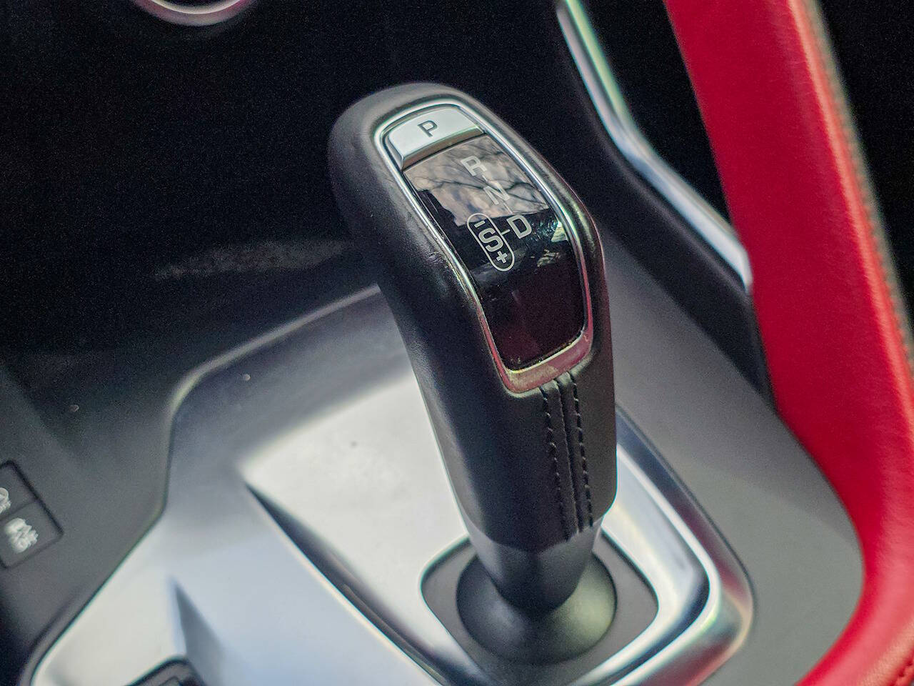 2020 Jaguar E-PACE P300 R Dynamic SE AWD 4dr SUV