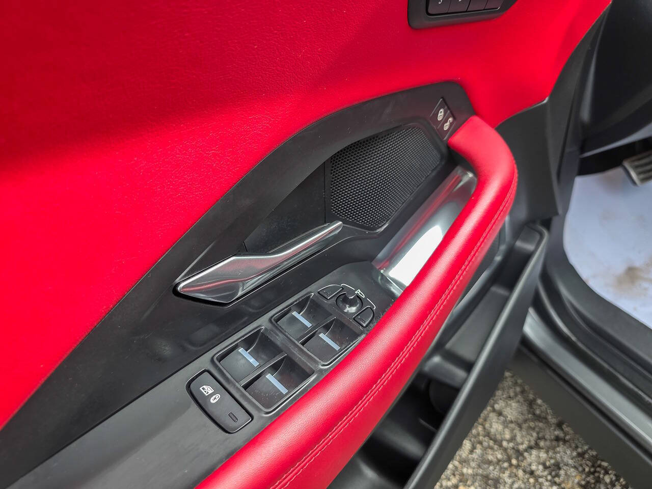 2020 Jaguar E-PACE P300 R Dynamic SE AWD 4dr SUV