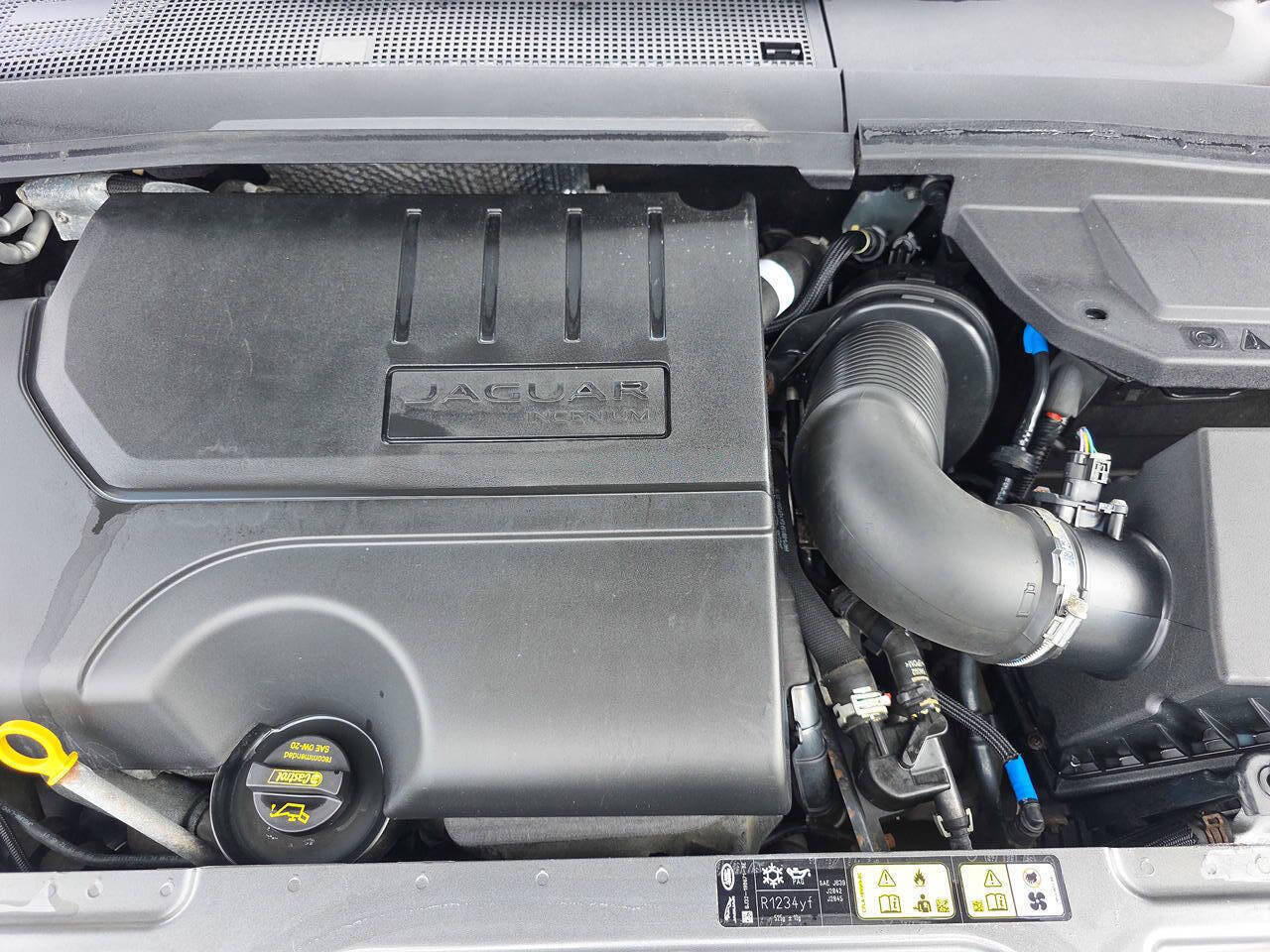 2020 Jaguar E-PACE P300 R Dynamic SE AWD 4dr SUV