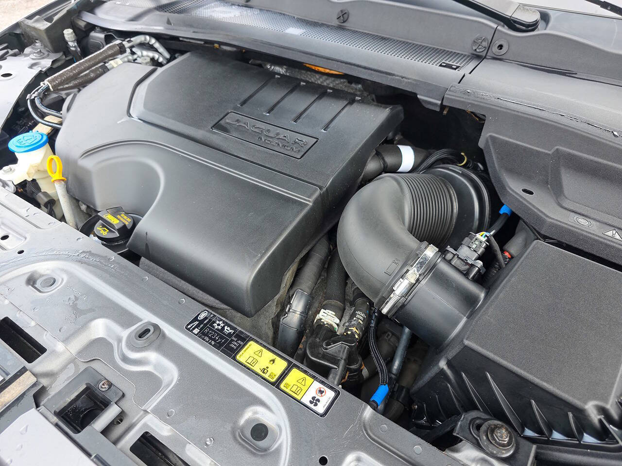 2020 Jaguar E-PACE P300 R Dynamic SE AWD 4dr SUV