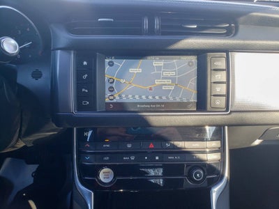 2017 Jaguar XF 35t R Sport AWD 4dr Sedan