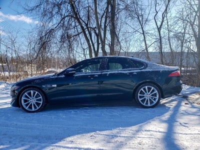 2017 Jaguar XF 35t R Sport AWD 4dr Sedan