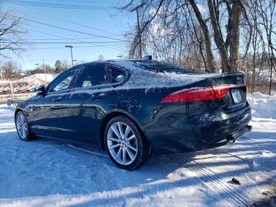 2017 Jaguar XF 35t R Sport AWD 4dr Sedan