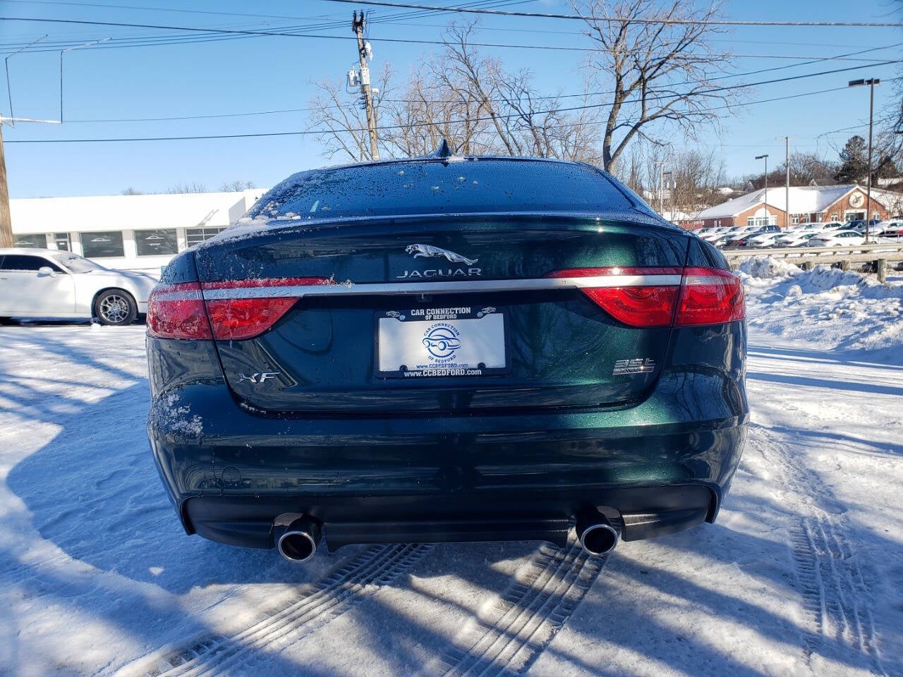 2017 Jaguar XF 35t R Sport AWD 4dr Sedan