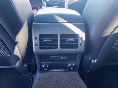 2017 Jaguar XF 35t R Sport AWD 4dr Sedan