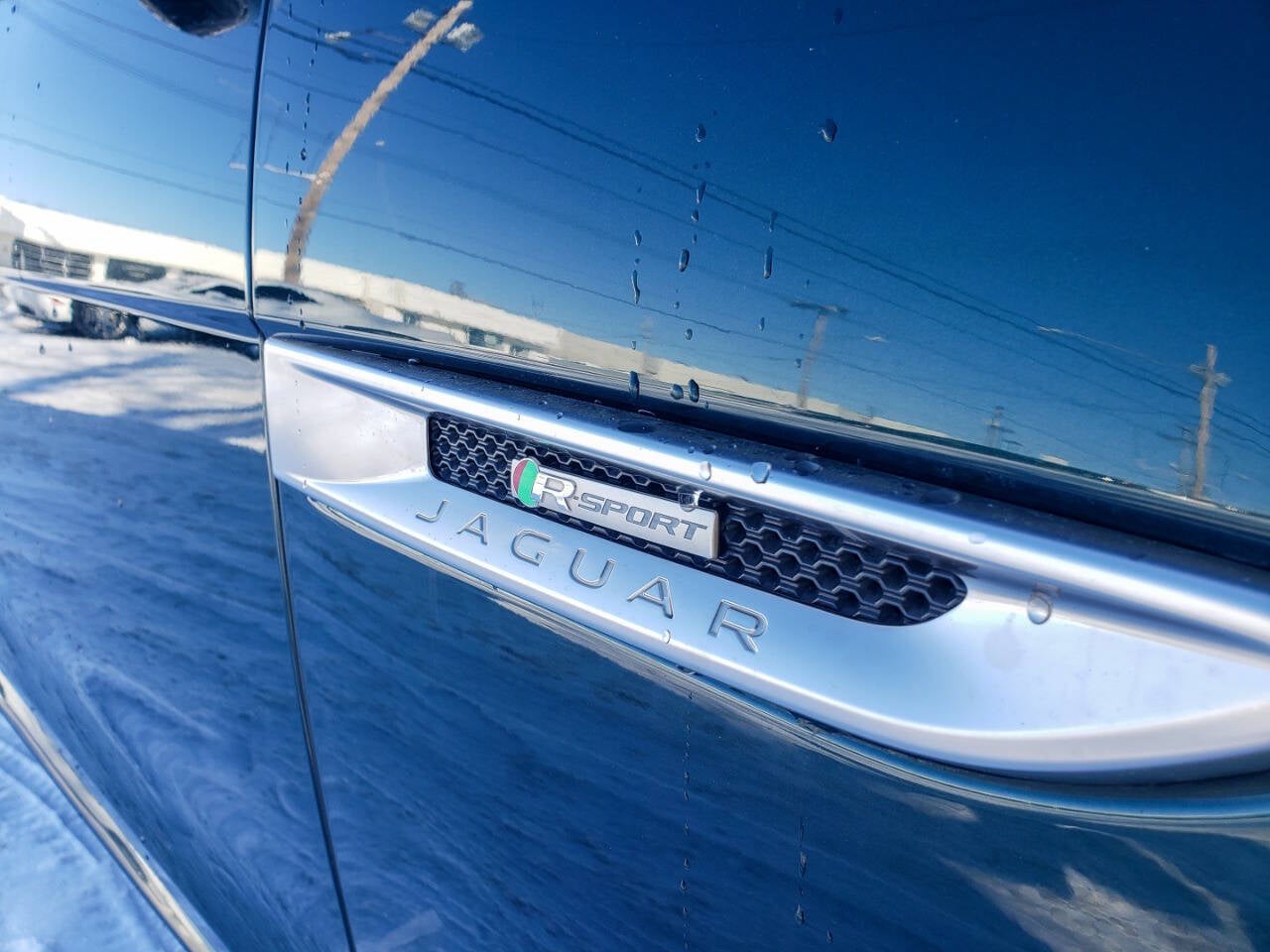 2017 Jaguar XF 35t R Sport AWD 4dr Sedan