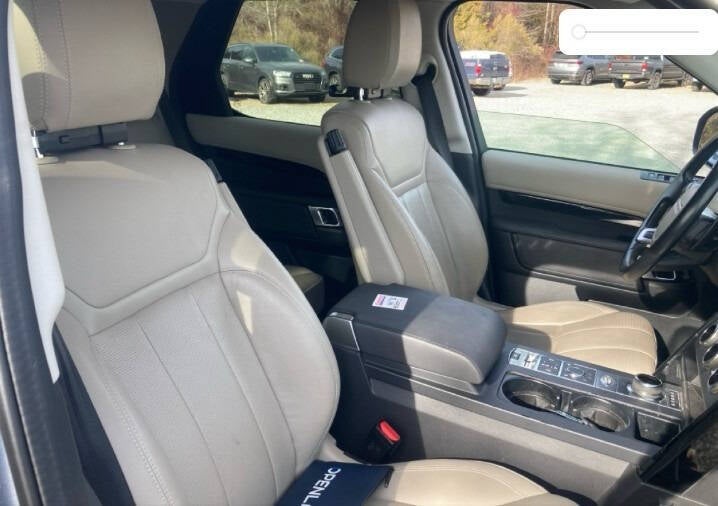 2019 Land Rover Discovery SE AWD 4dr SUV