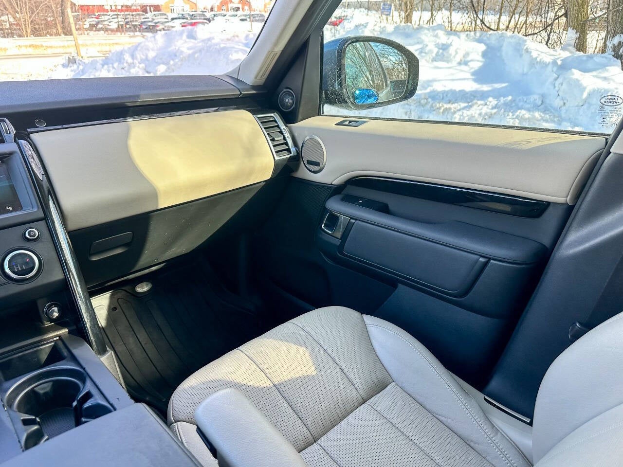 2019 Land Rover Discovery SE AWD 4dr SUV