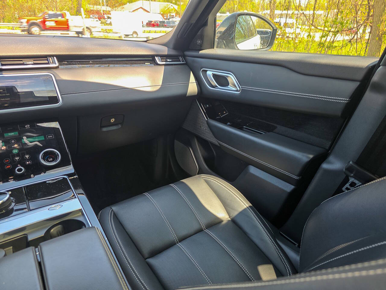 2019 Land Rover Range Rover Velar P250 R Dynamic SE AWD 4dr SUV