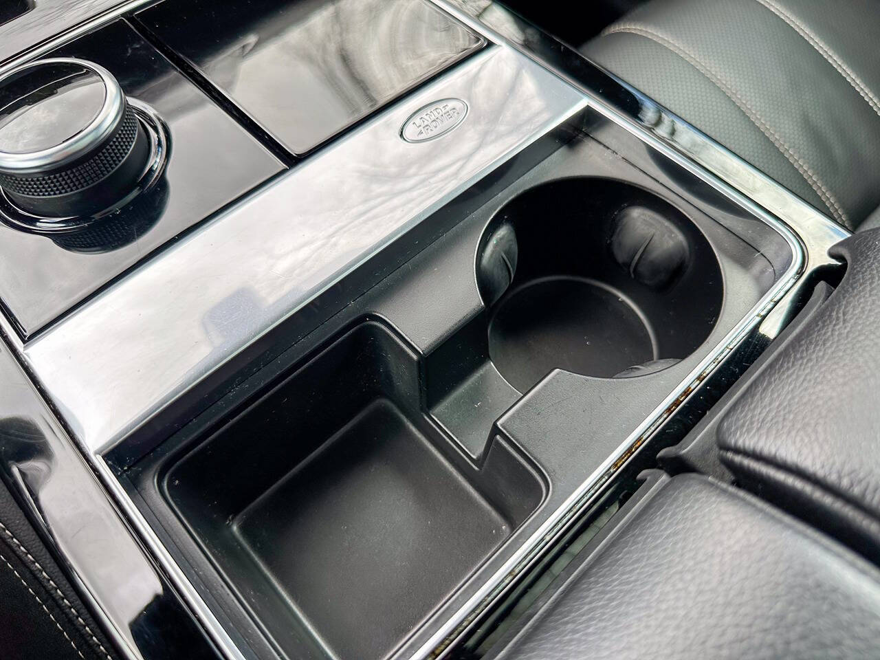 2019 Land Rover Range Rover Velar P250 R Dynamic SE AWD 4dr SUV