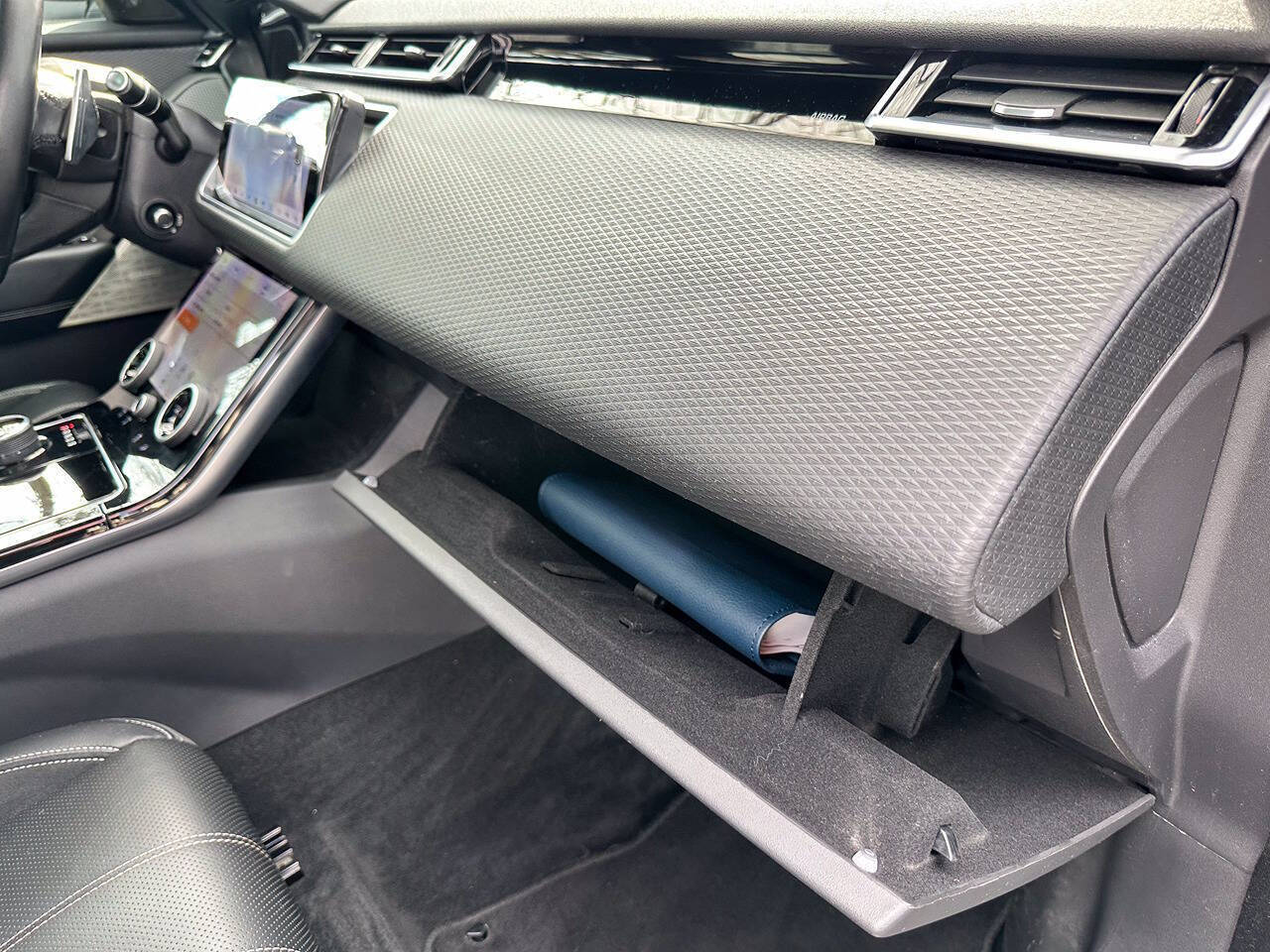 2019 Land Rover Range Rover Velar P250 R Dynamic SE AWD 4dr SUV