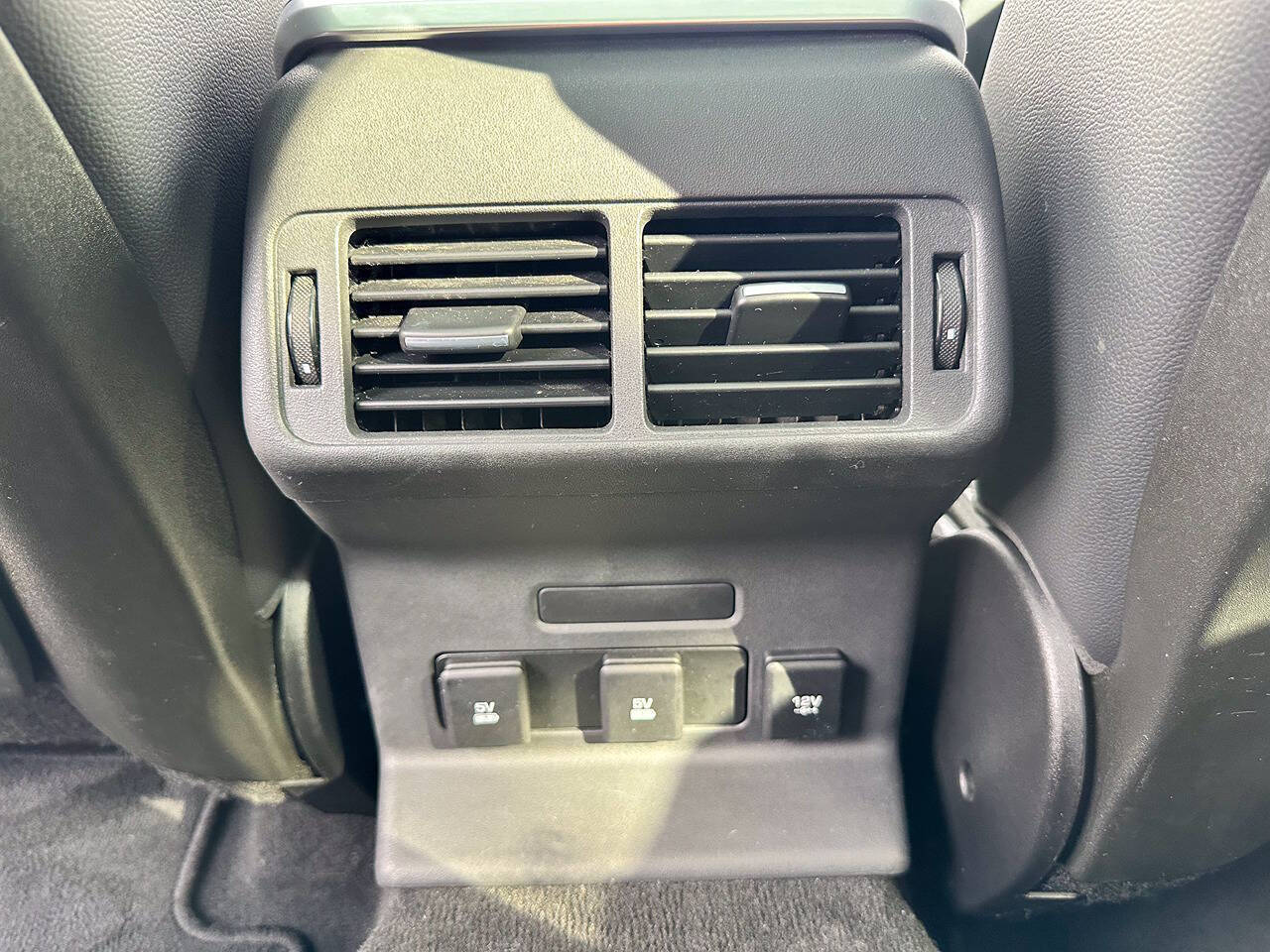 2019 Land Rover Range Rover Velar P250 R Dynamic SE AWD 4dr SUV