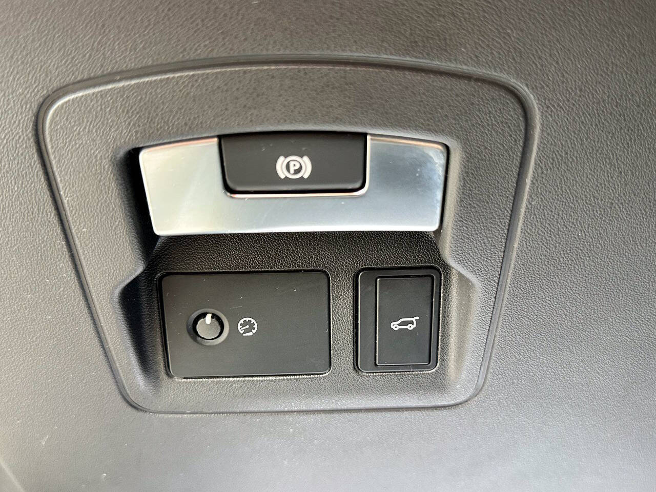 2019 Land Rover Range Rover Velar P250 R Dynamic SE AWD 4dr SUV