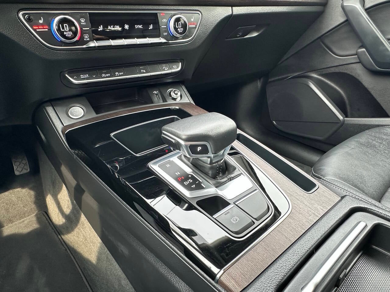 2021 Audi Q5 quattro Premium 45 TFSI AWD 4dr SUV