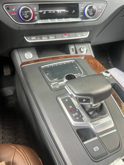 2020 Audi Q5 quattro Premium Plus 45 TFSI AWD 4dr SUV