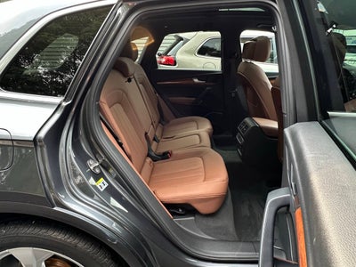 2022 Audi Q5 quattro S line Prem Plus 45 TFSI AWD Premium 4dr SUV