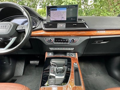 2022 Audi Q5 quattro S line Prem Plus 45 TFSI AWD Premium 4dr SUV