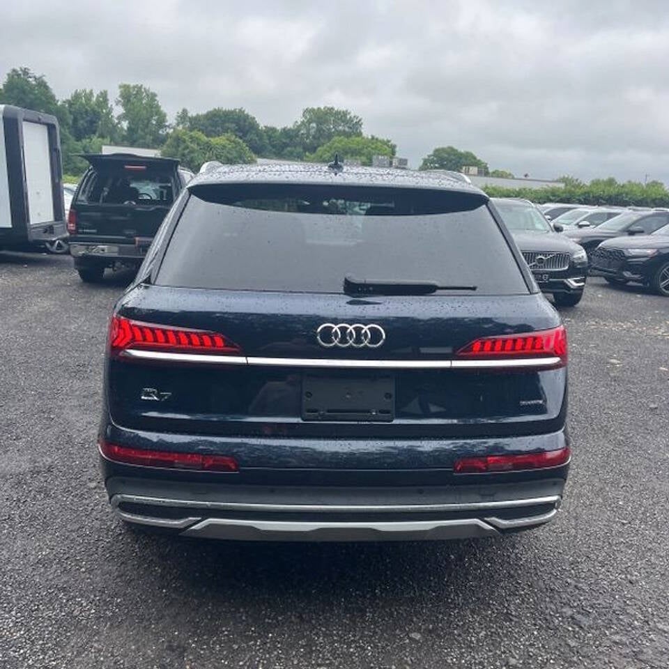 2023 Audi Q7 quattro Premium Plus 45 TFSI AWD 4dr SUV