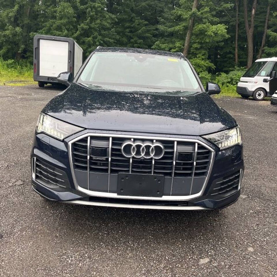 2023 Audi Q7 quattro Premium Plus 45 TFSI AWD 4dr SUV