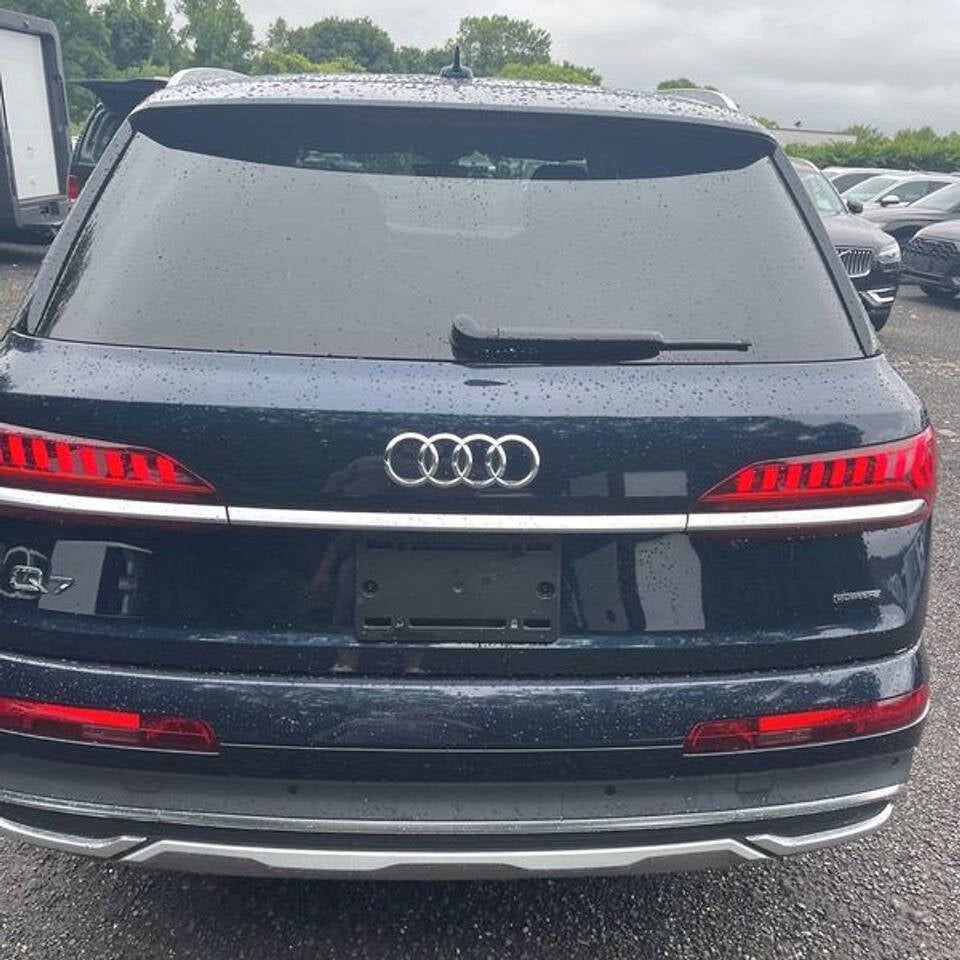 2023 Audi Q7 quattro Premium Plus 45 TFSI AWD 4dr SUV