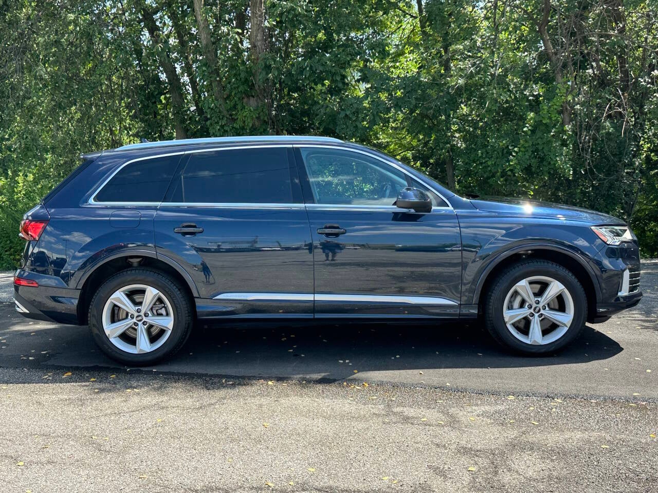 2023 Audi Q7 quattro Premium Plus 45 TFSI AWD 4dr SUV