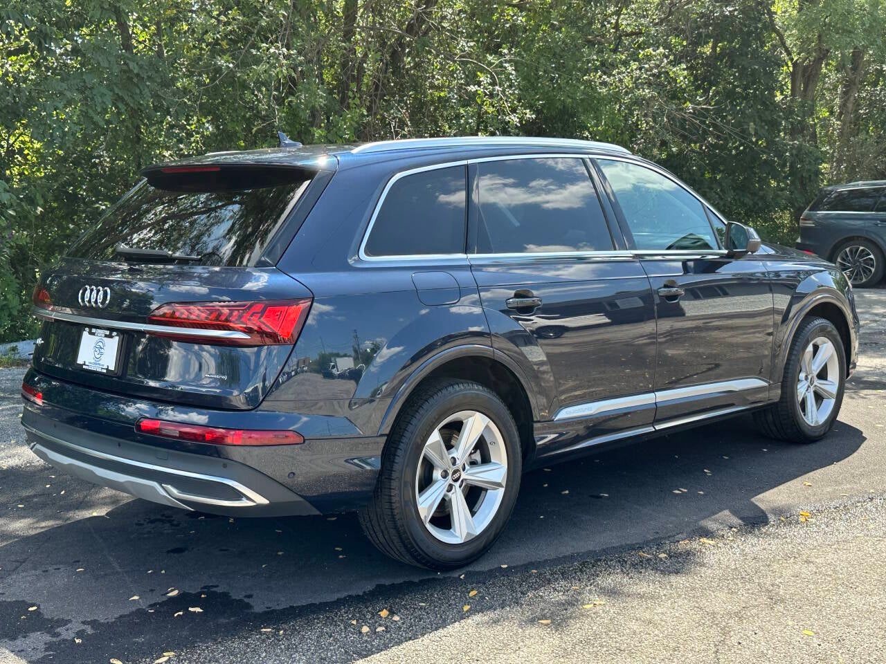 2023 Audi Q7 quattro Premium Plus 45 TFSI AWD 4dr SUV