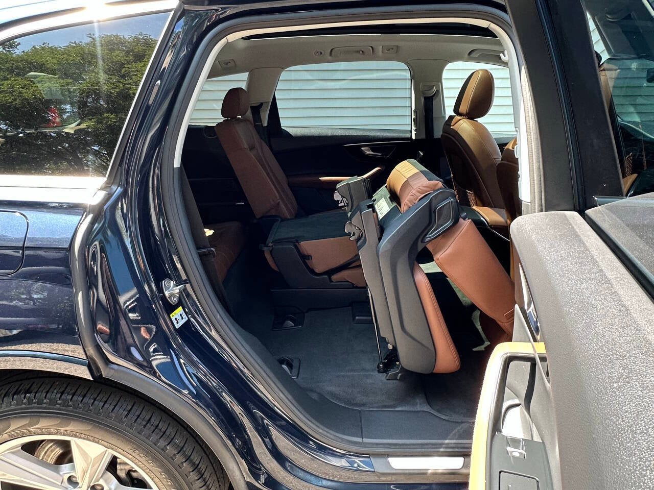2023 Audi Q7 quattro Premium Plus 45 TFSI AWD 4dr SUV