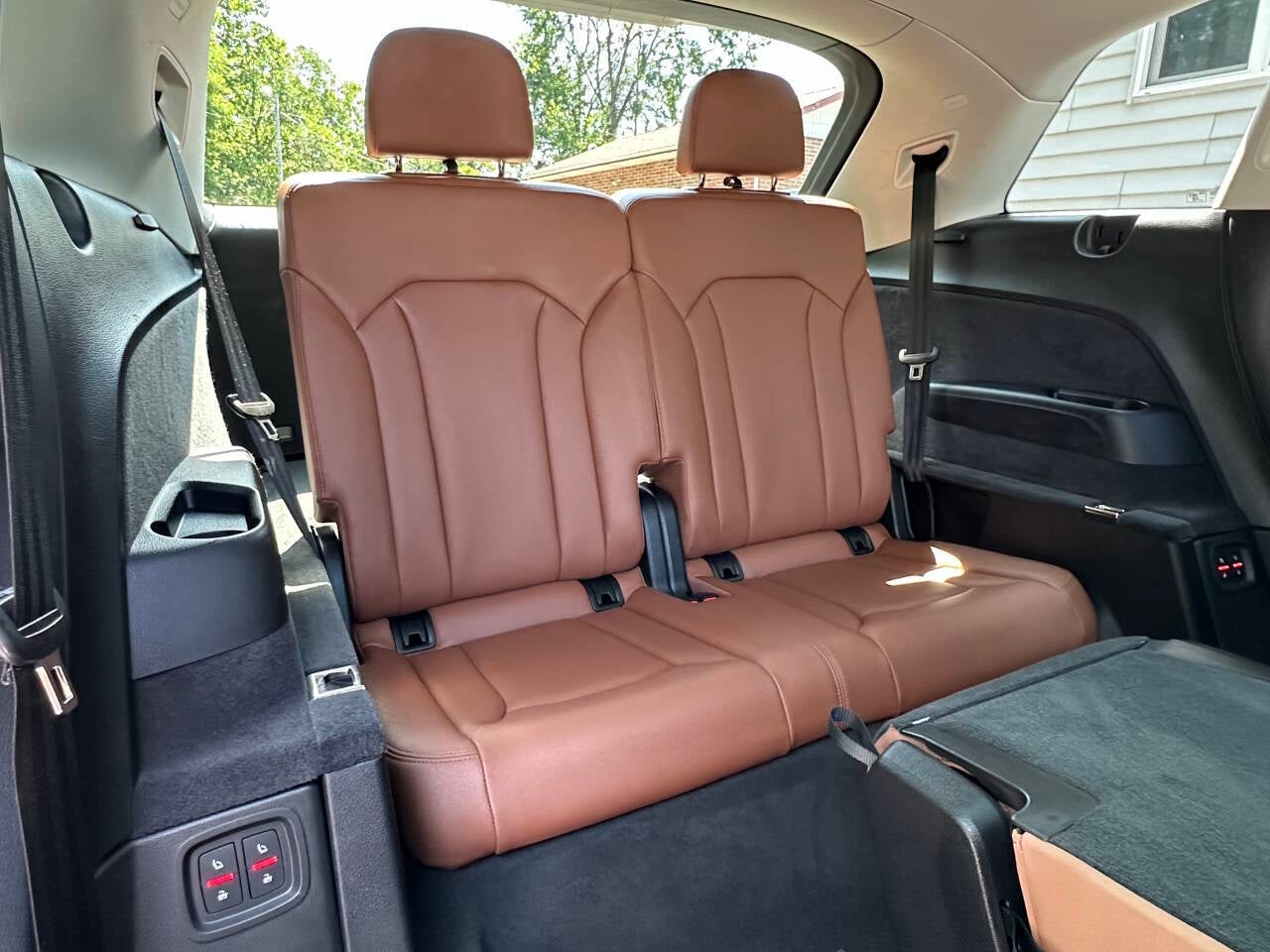2023 Audi Q7 quattro Premium Plus 45 TFSI AWD 4dr SUV