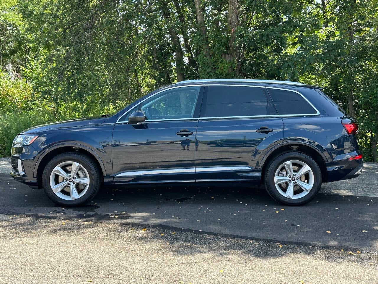 2023 Audi Q7 quattro Premium Plus 45 TFSI AWD 4dr SUV