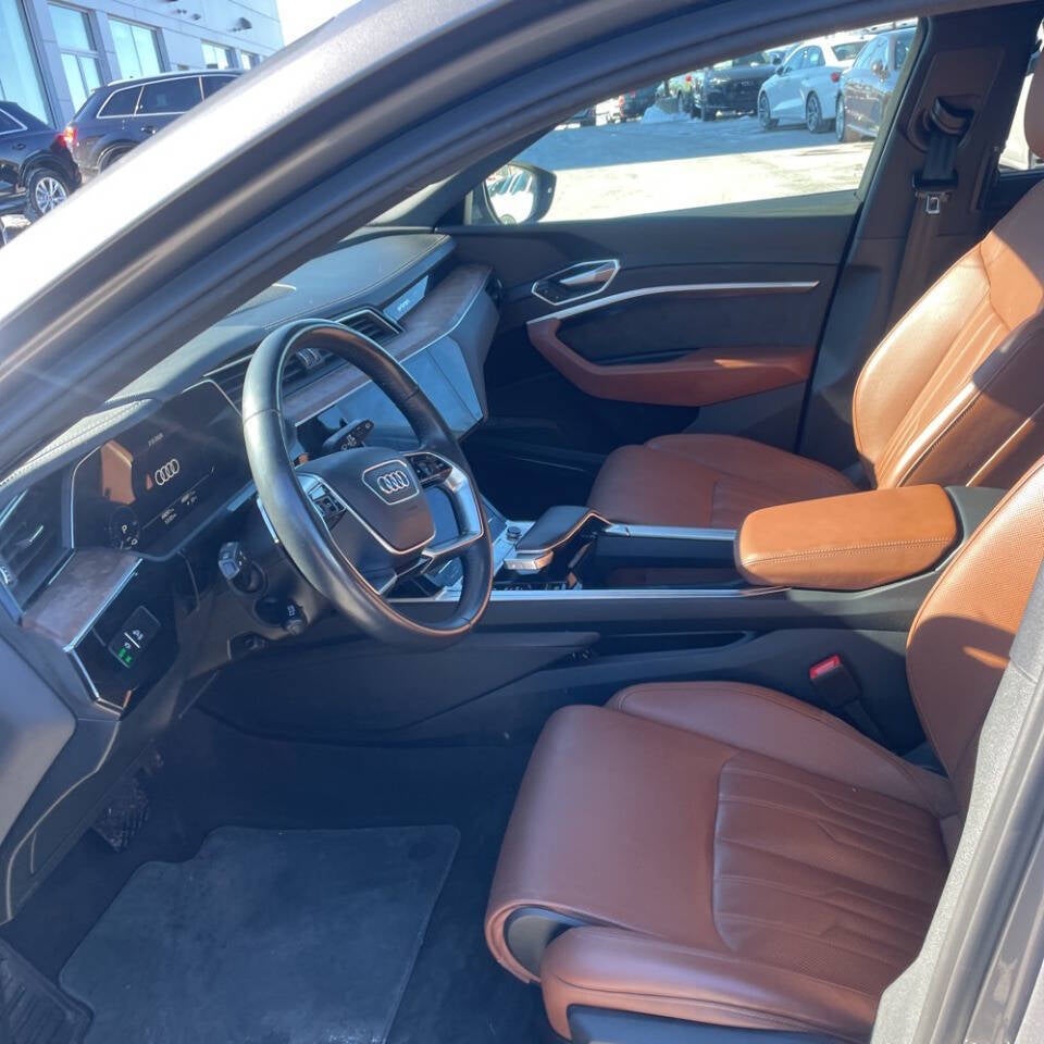 2019 Audi e-tron quattro Prestige AWD 4dr SUV