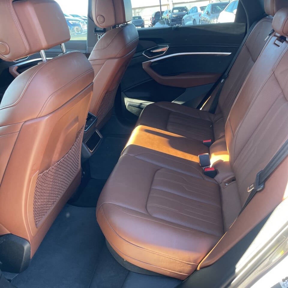 2019 Audi e-tron quattro Prestige AWD 4dr SUV