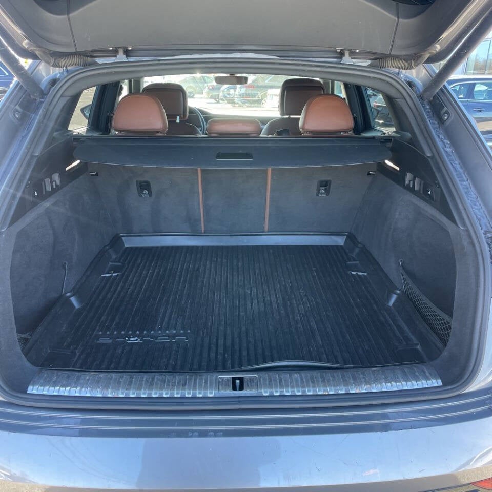 2019 Audi e-tron quattro Prestige AWD 4dr SUV