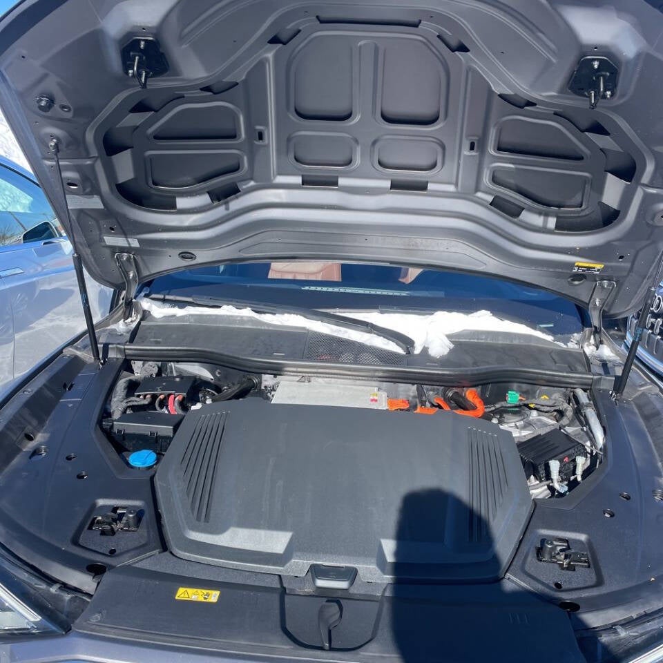 2019 Audi e-tron quattro Prestige AWD 4dr SUV