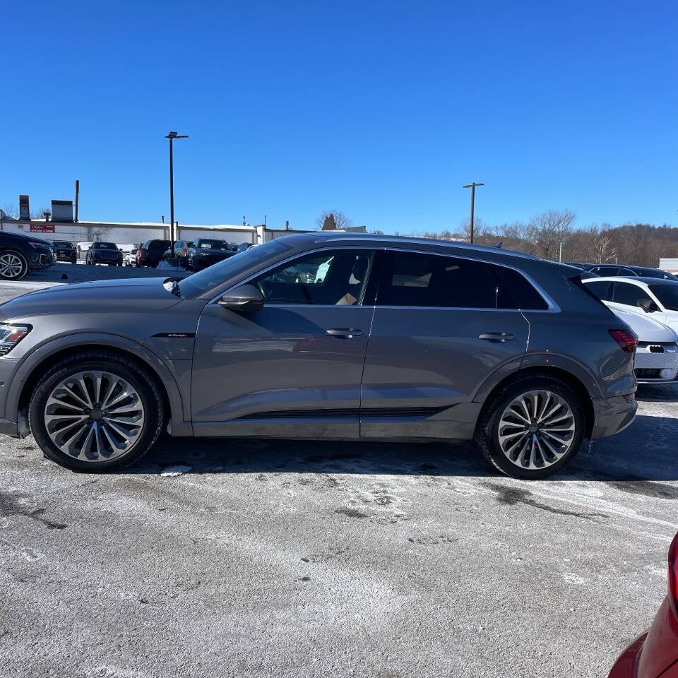 2019 Audi e-tron quattro Prestige AWD 4dr SUV